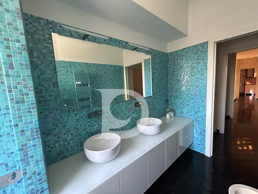 Immagine 30 di Appartamento in vendita  in Via Del Milite Ignoto a Pescara