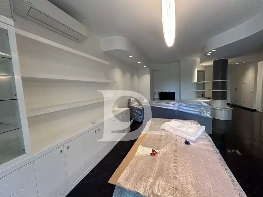 Immagine 17 di Appartamento in vendita  in Via Del Milite Ignoto a Pescara