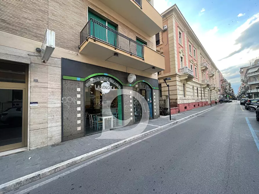 negozio in vendita a Pescara in zona Centro Città