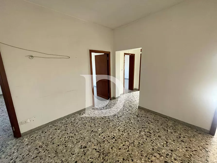 Immagine 13 di Appartamento in vendita  in Via Monte Camicia a Pescara