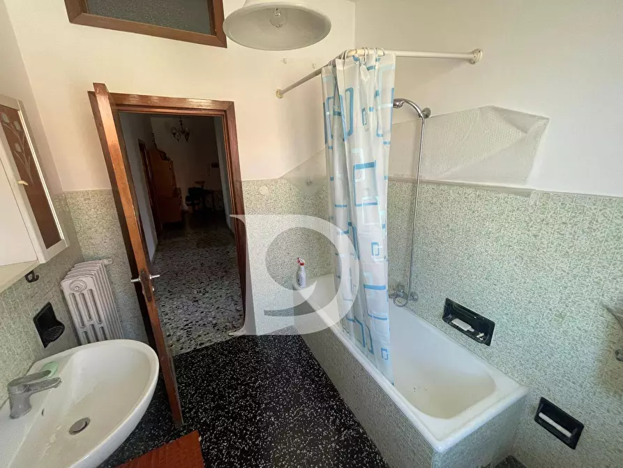 Immagine 18 di Appartamento in vendita  in Via Monte Camicia a Pescara