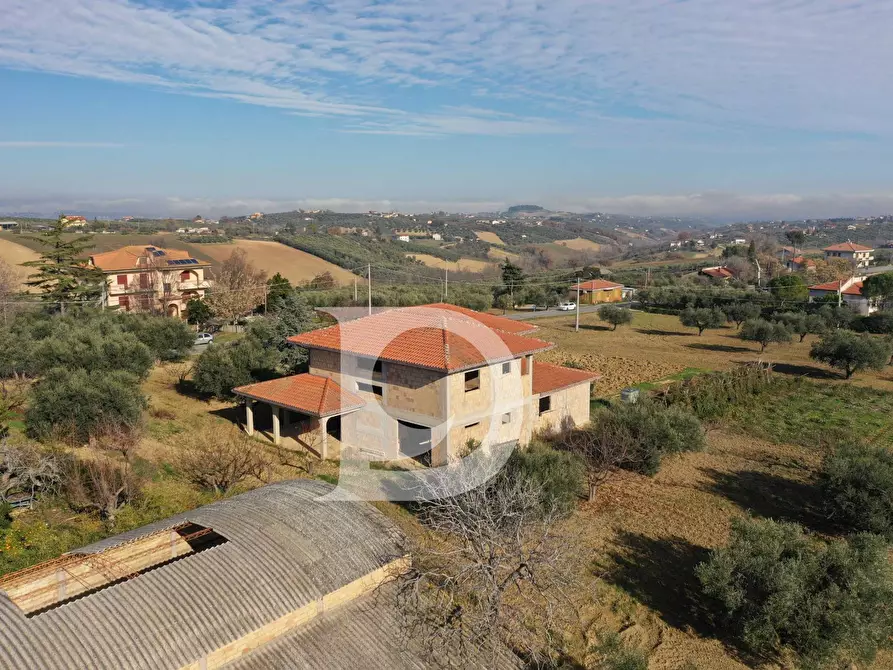 Immagine 15 di Casa indipendente in vendita  in Contrada San Silvestro a Pianella