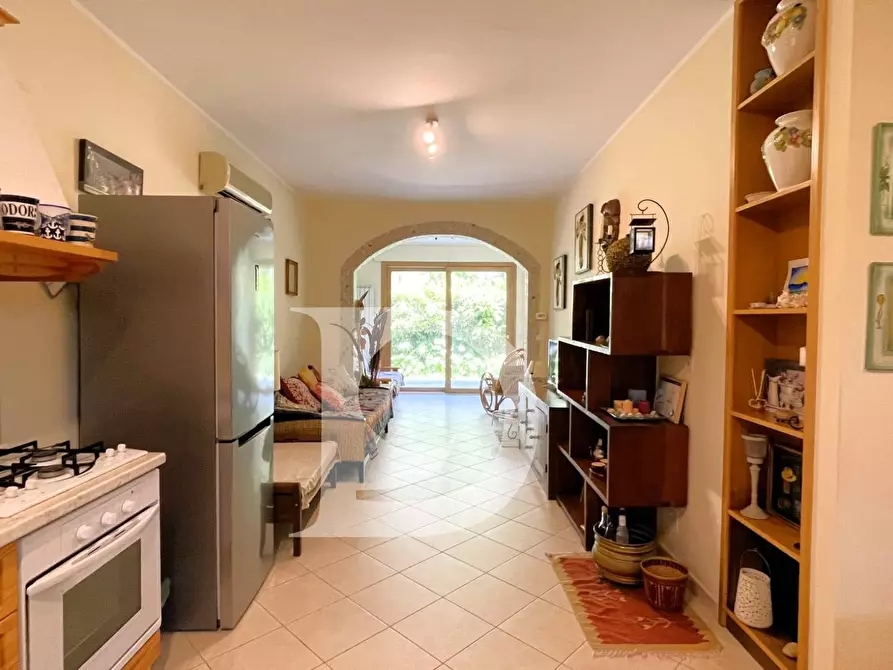 Immagine 47 di Appartamento in vendita  in Viale Europa a Silvi