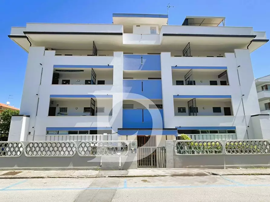 Immagine 66 di Appartamento in vendita  in Viale Europa a Silvi