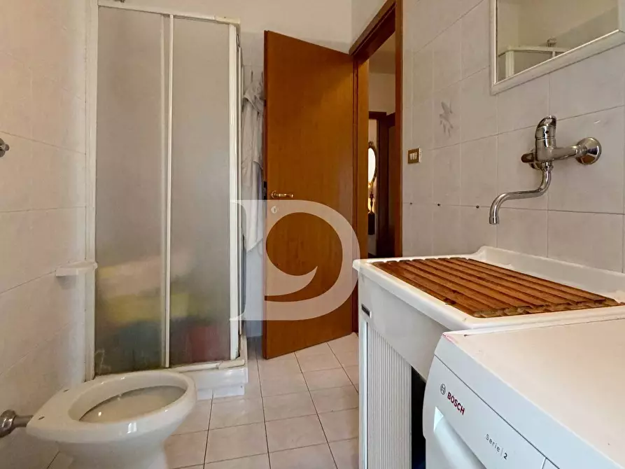 Immagine 27 di Appartamento in vendita  in Via Dante Alighieri a Catignano