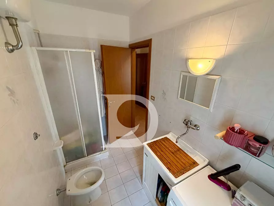 Immagine 28 di Appartamento in vendita  in Via Dante Alighieri a Catignano