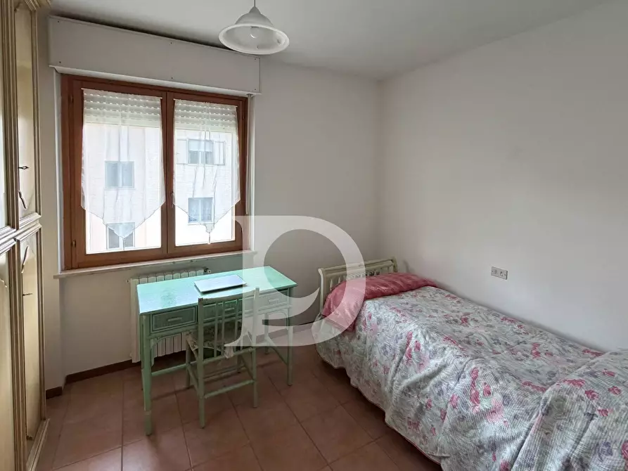 Immagine 6 di Appartamento in vendita  in Via Dante Alighieri a Catignano