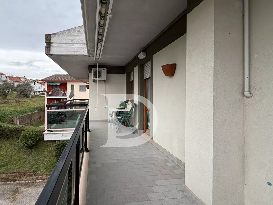 Immagine 38 di Appartamento in vendita  in Via Dante Alighieri a Catignano