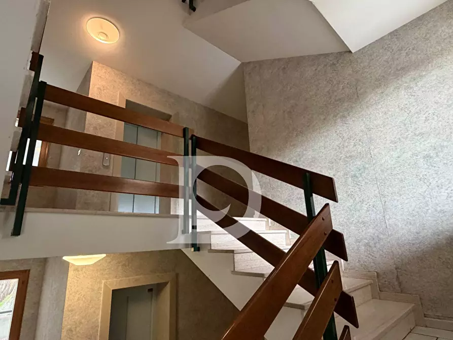 Immagine 41 di Appartamento in vendita  in Via Dante Alighieri a Catignano