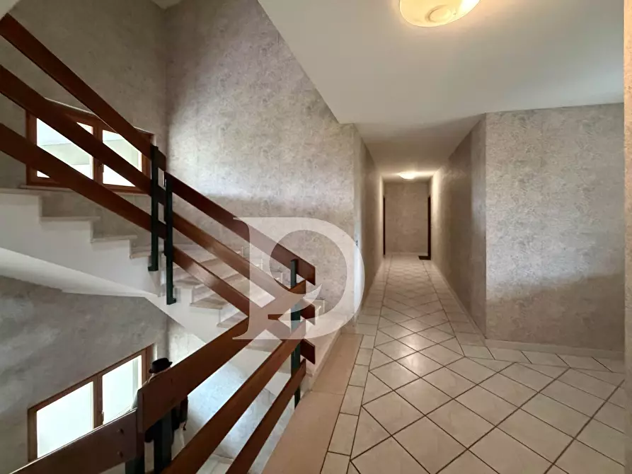 Immagine 45 di Appartamento in vendita  in Via Dante Alighieri a Catignano