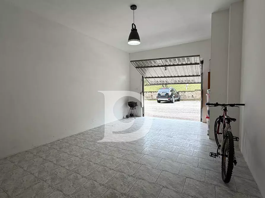 Immagine 48 di Appartamento in vendita  in Via Dante Alighieri a Catignano