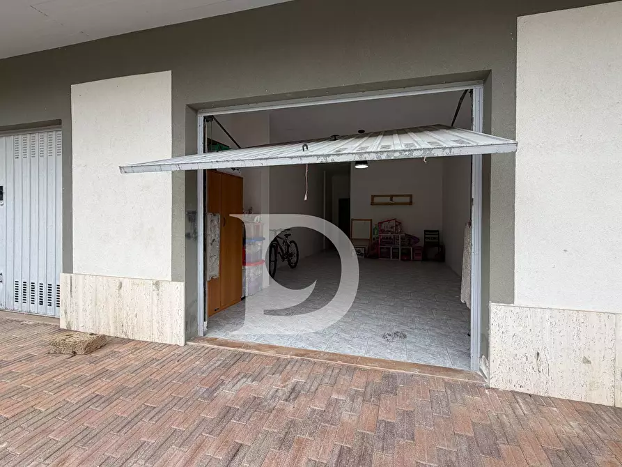 Immagine 50 di Appartamento in vendita  in Via Dante Alighieri a Catignano