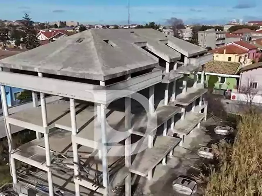 Immagine 9 di Palazzo in vendita  in Via Stradonetto a Pescara