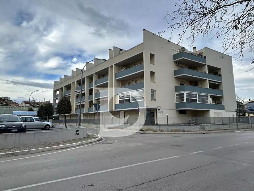 Immagine 2 di Appartamento in vendita  in Via Caravaggio a Pescara