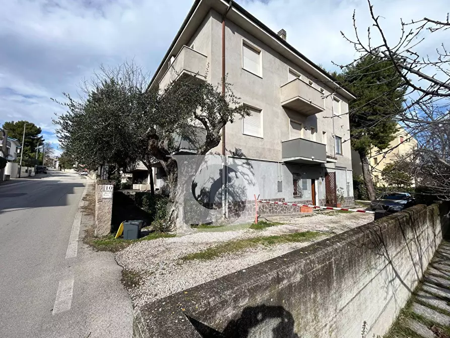 Immagine 22 di Appartamento in affitto  in Via Colle Innamorati a Pescara