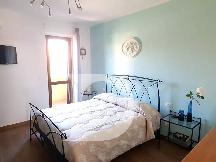 Immagine 21 di Casa semindipendente in vendita  in Via Europa a Loreto Aprutino