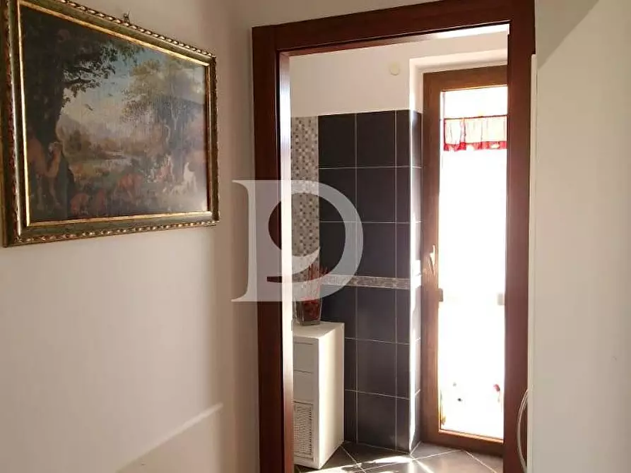 Immagine 25 di Casa semindipendente in vendita  in Via Europa a Loreto Aprutino