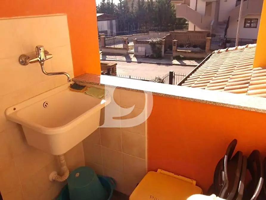 Immagine 55 di Casa semindipendente in vendita  in Via Europa a Loreto Aprutino