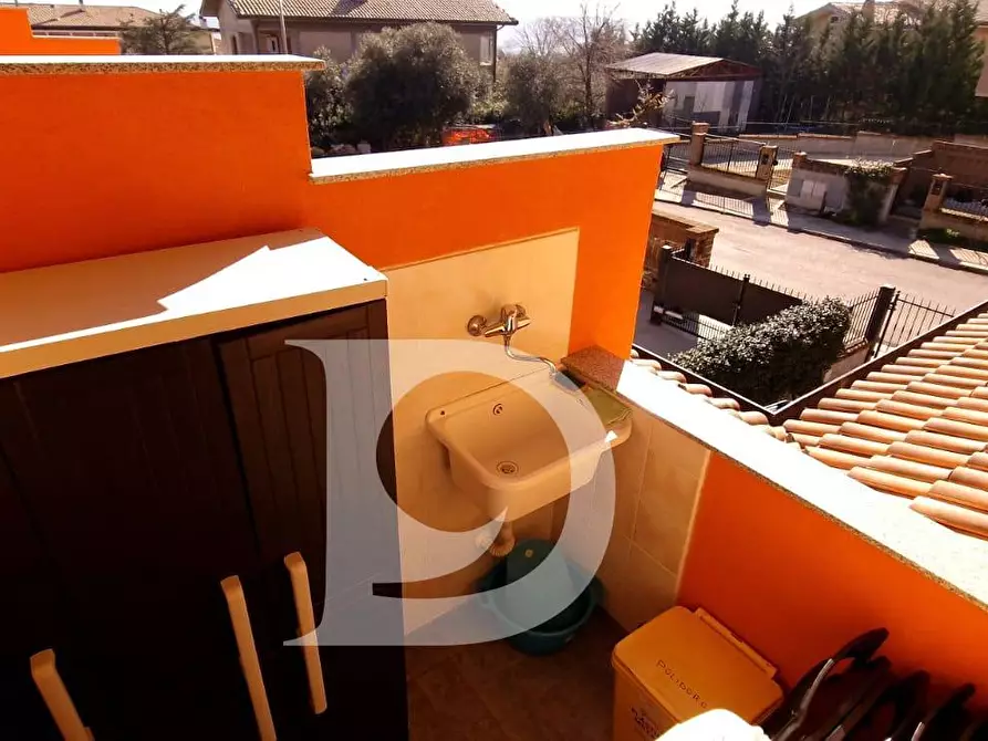 Immagine 57 di Casa semindipendente in vendita  in Via Europa a Loreto Aprutino