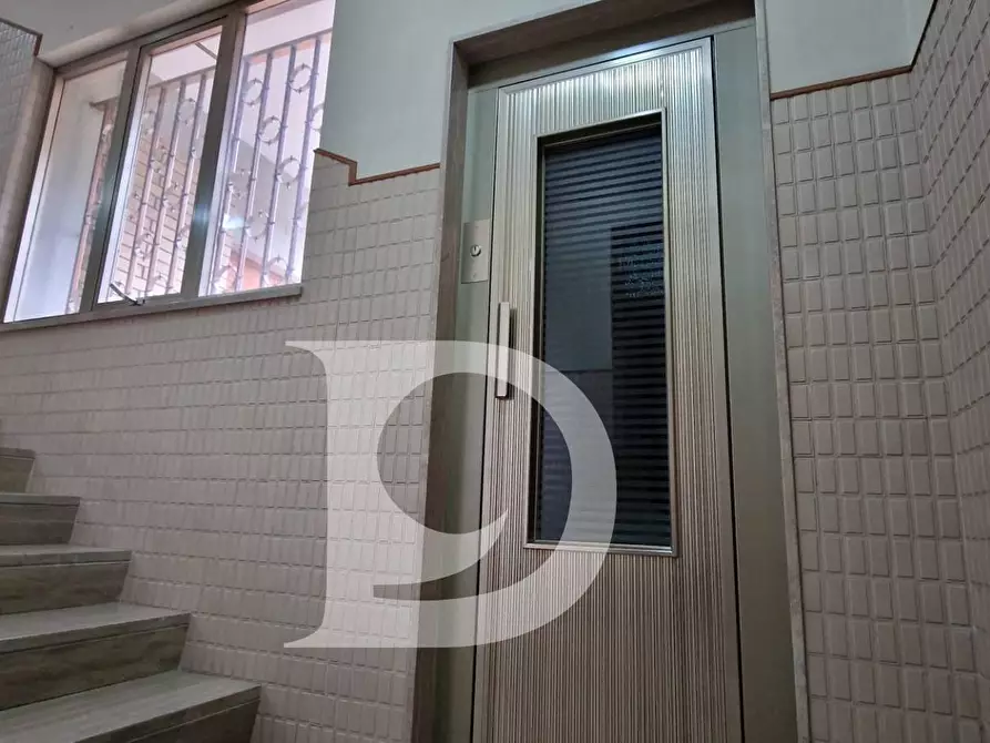 Immagine 18 di Appartamento in vendita  in Piazza Garibaldi a Loreto Aprutino