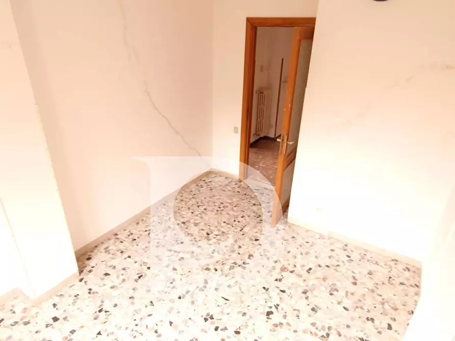 Immagine 20 di Appartamento in vendita  in Piazza Garibaldi a Loreto Aprutino