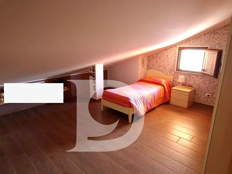 Immagine 38 di Casa semindipendente in vendita  in Via Europa a Loreto Aprutino