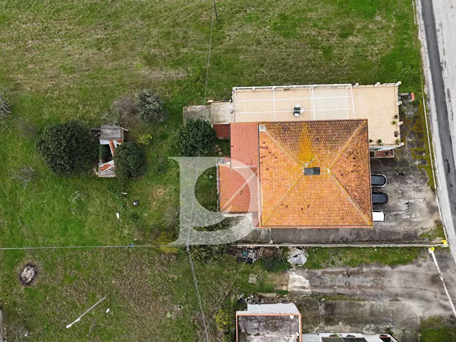 Immagine 15 di Villa in vendita  in CONTRADA CERRETO a Ari