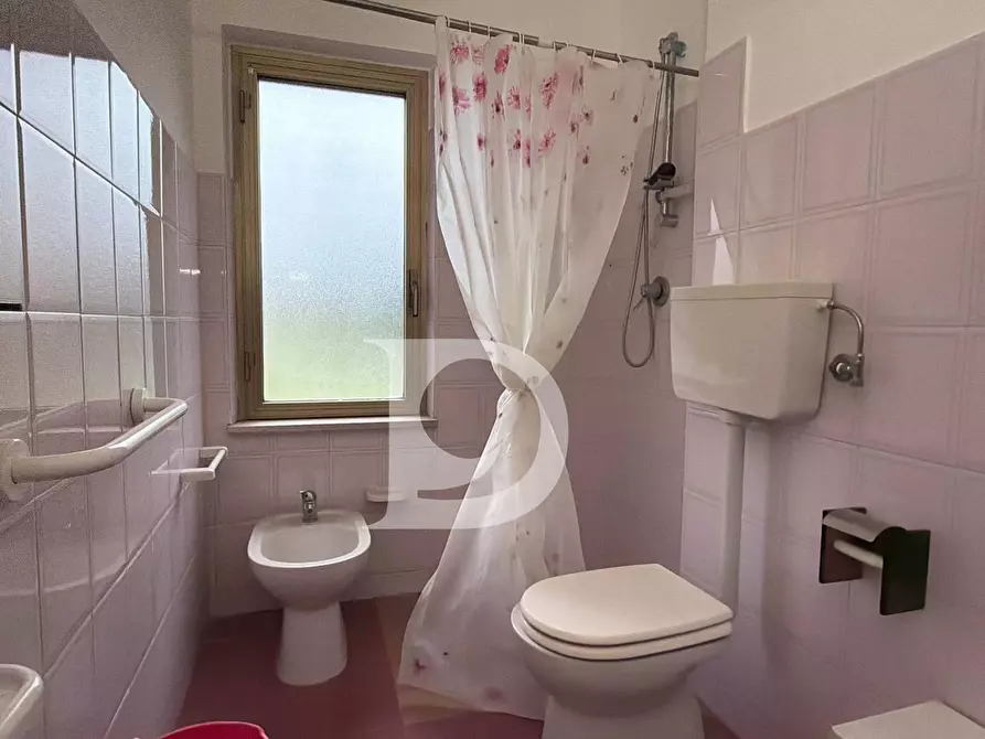 Immagine 38 di Villa in vendita  in CONTRADA CERRETO a Ari