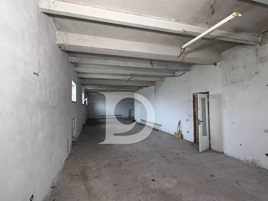 Immagine 101 di Villa in vendita  in CONTRADA CERRETO a Ari