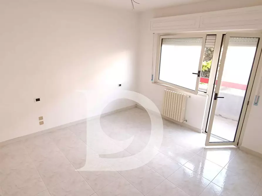 Immagine 12 di Appartamento in vendita  in Via Luigia Chiola a Loreto Aprutino