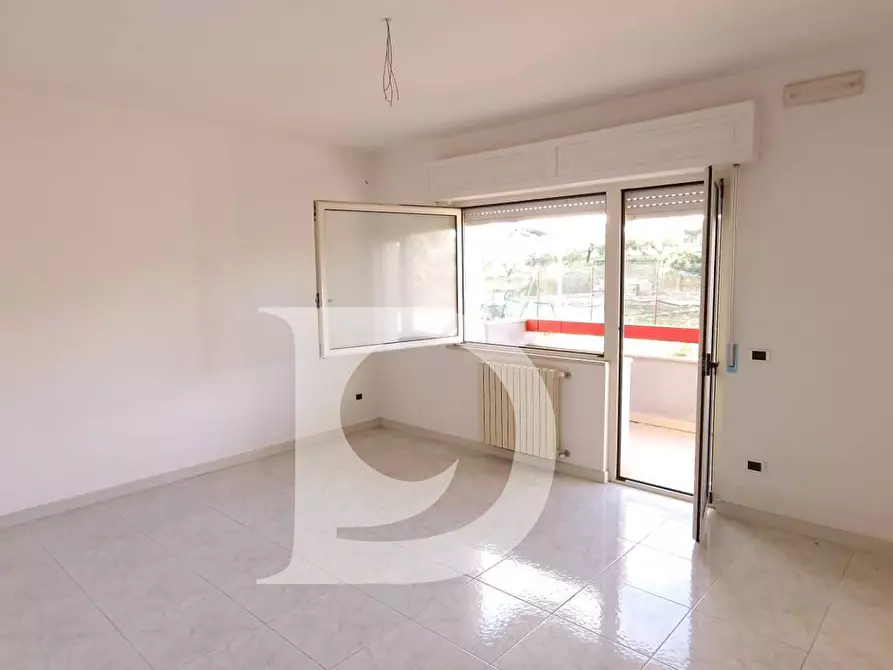 Immagine 4 di Appartamento in vendita  in Via Luigia Chiola a Loreto Aprutino