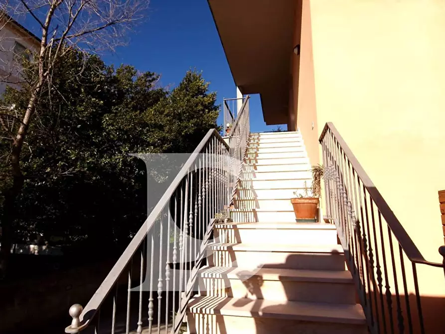 Immagine 6 di Casa semindipendente in vendita  in Via Marino di Resta a Loreto Aprutino