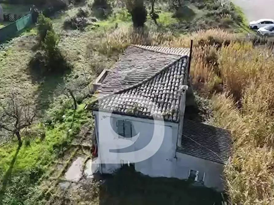 Immagine 14 di Rustico / casale in vendita  in Via Stradonetto a Pescara