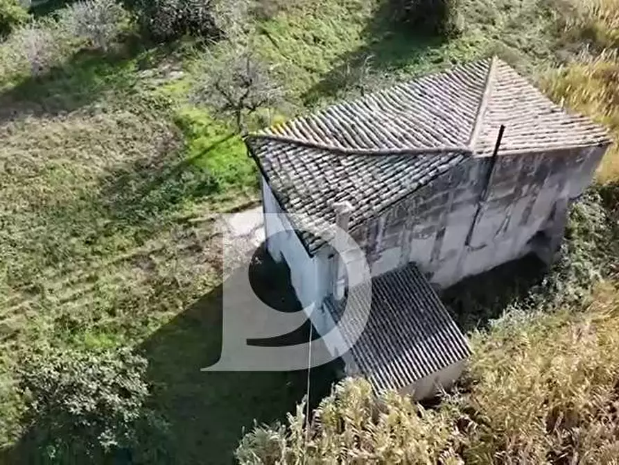 Immagine 15 di Rustico / casale in vendita  in Via Stradonetto a Pescara