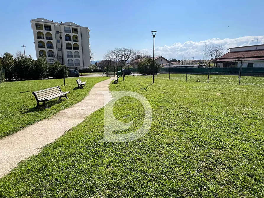 Immagine 9 di Appartamento in vendita  in Via G. Spadolini a Pescara