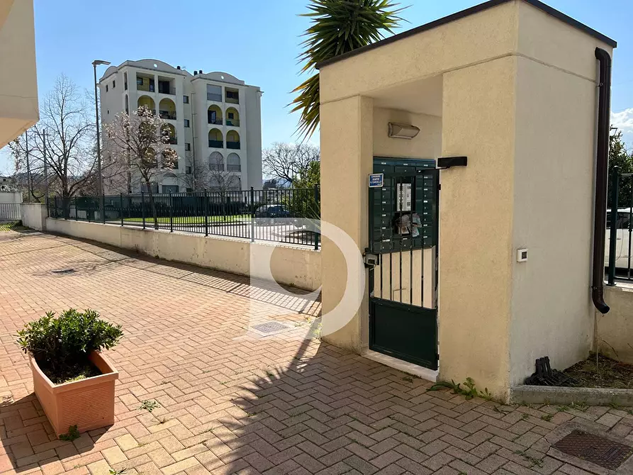 Immagine 11 di Appartamento in vendita  in Via G. Spadolini a Pescara