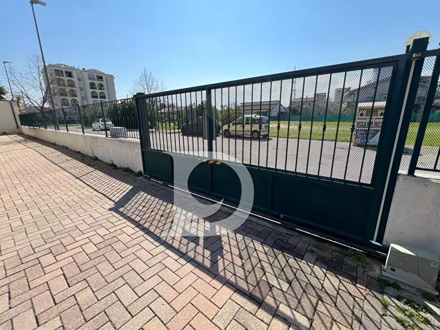 Immagine 55 di Appartamento in vendita  in Via G. Spadolini a Pescara