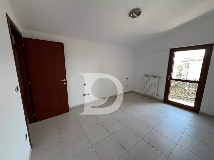 Immagine 3 di Appartamento in vendita  in Via G. Spadolini a Pescara