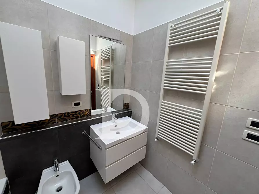 Immagine 41 di Appartamento in vendita  in Via G. Spadolini a Pescara