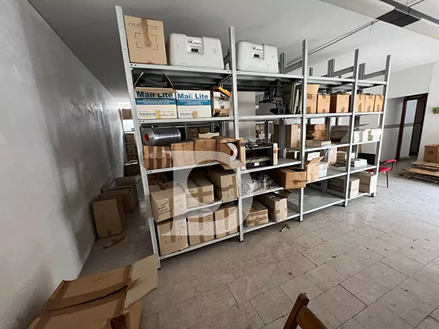 Immagine 7 di Locale commerciale in vendita  in Via Cesare Balbo a Montesilvano