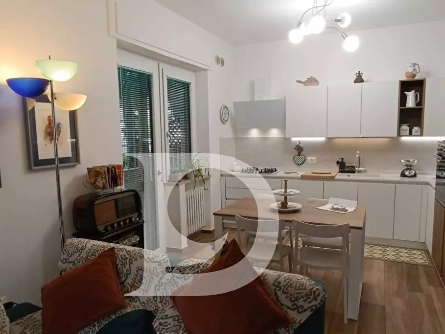 Immagine 11 di Appartamento in vendita  in Via Gioberti a Pescara