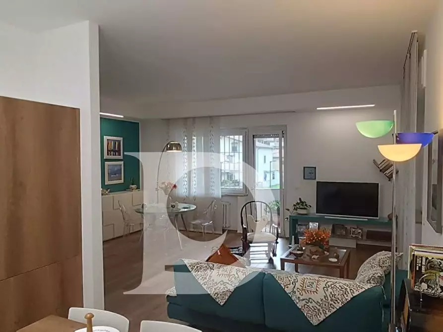 Immagine 12 di Appartamento in vendita  in Via Gioberti a Pescara