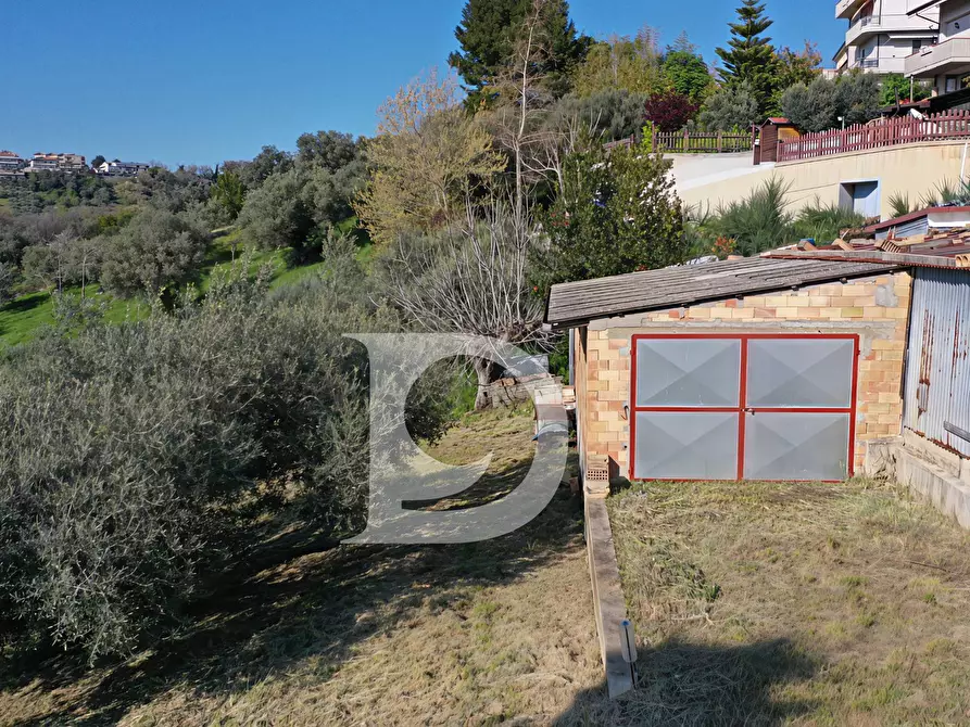 Immagine 6 di Terreno residenziale in vendita  in Via Valle Ferzetti a Pescara