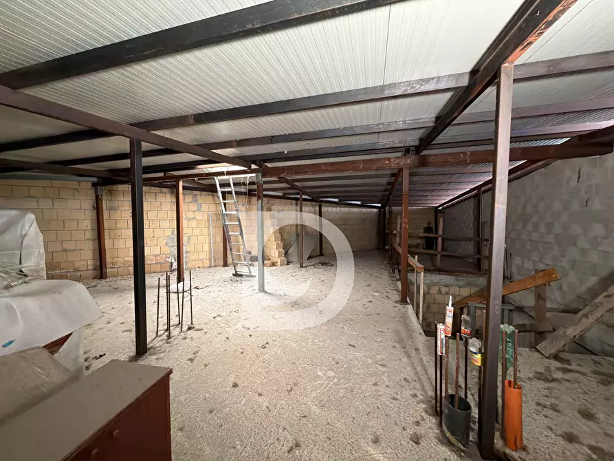 Immagine 27 di Capannone industriale in vendita  in Via Aterno a Paglieta