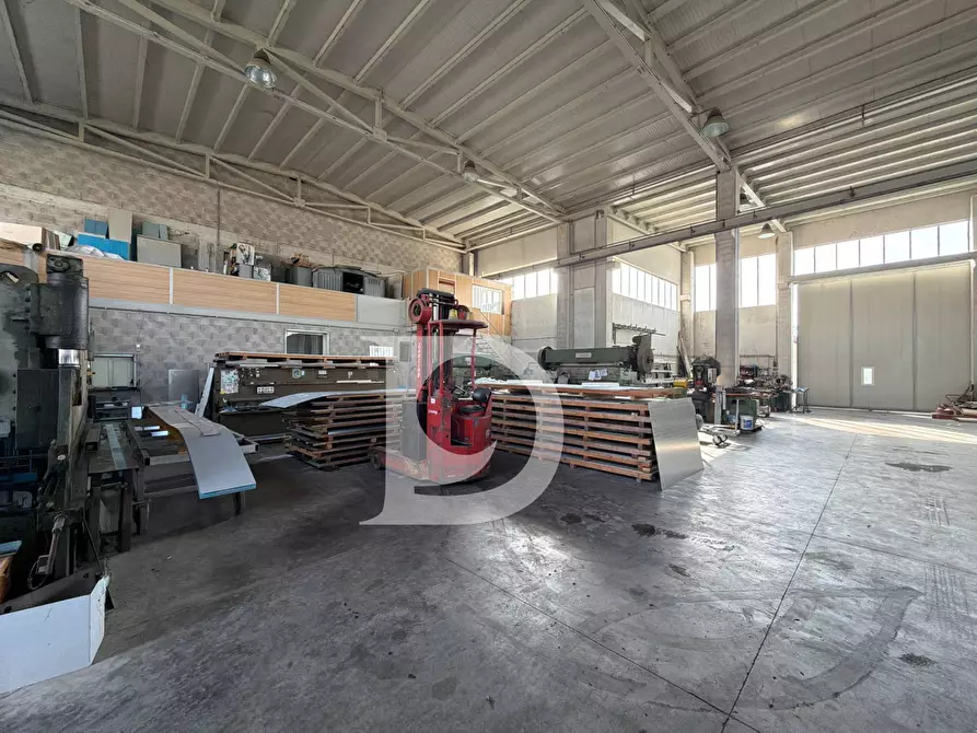 Immagine 23 di Capannone industriale in vendita  in Via Aterno a Paglieta