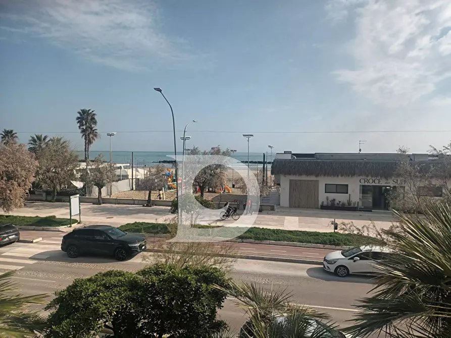 Immagine 19 di Casa semindipendente in affitto  in Viale Riviera a Pescara