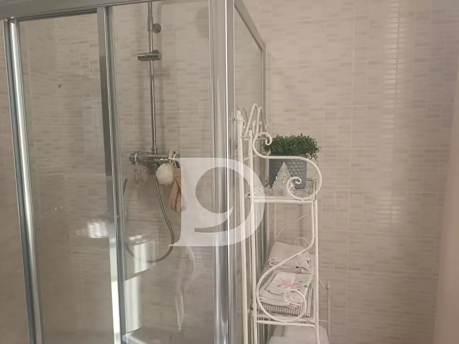 Immagine 27 di Casa semindipendente in affitto  in Viale Riviera a Pescara