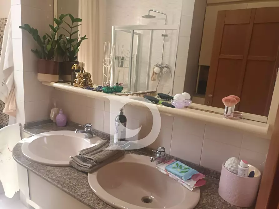 Immagine 28 di Casa semindipendente in affitto  in Viale Riviera a Pescara