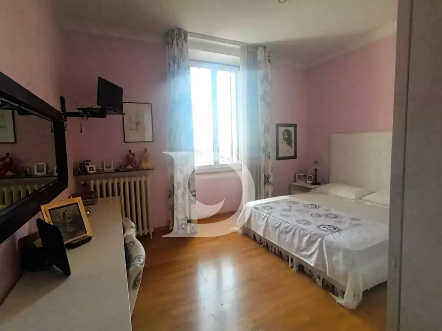 Immagine 32 di Casa semindipendente in affitto  in Viale Riviera a Pescara