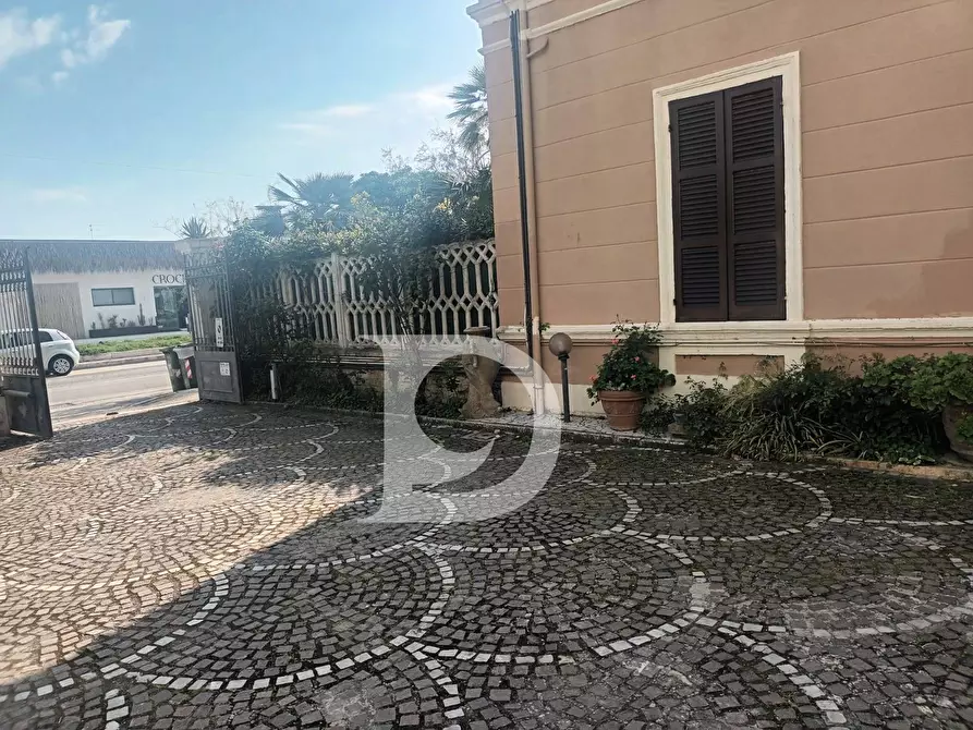 Immagine 44 di Casa semindipendente in affitto  in Viale Riviera a Pescara